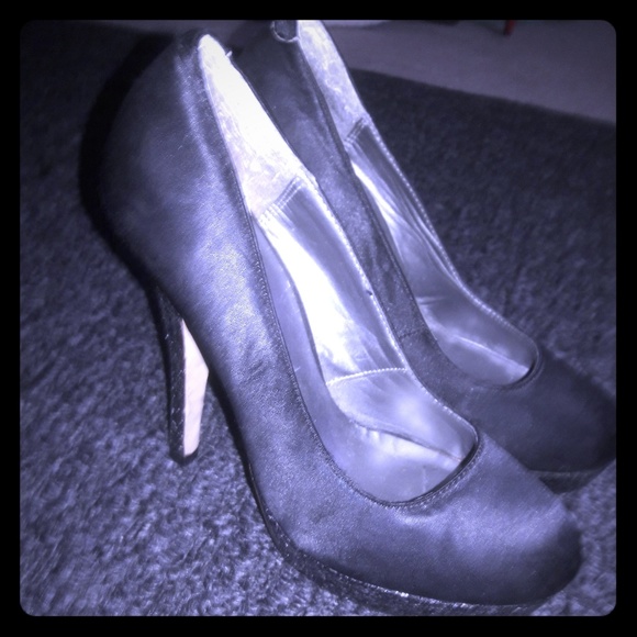 Madden Girl Shoes - Black Satin w/black glitter high heels.